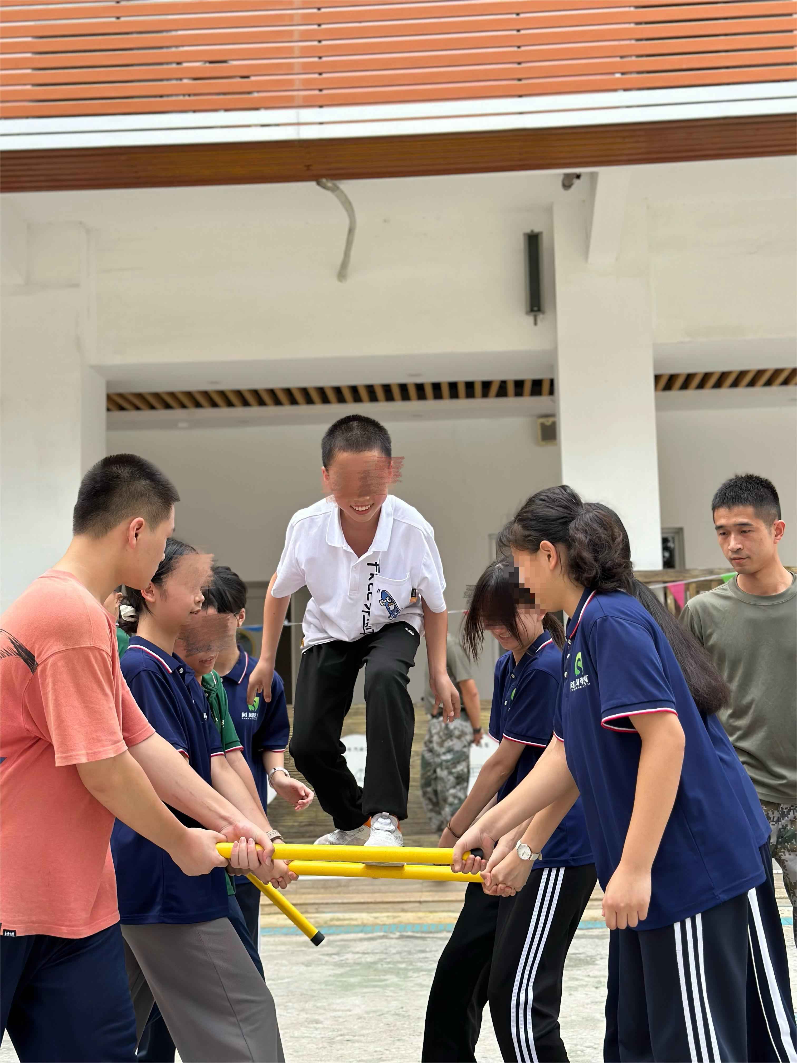 从化叛逆孩子学校：初中生早恋不想学习，多久能见效？