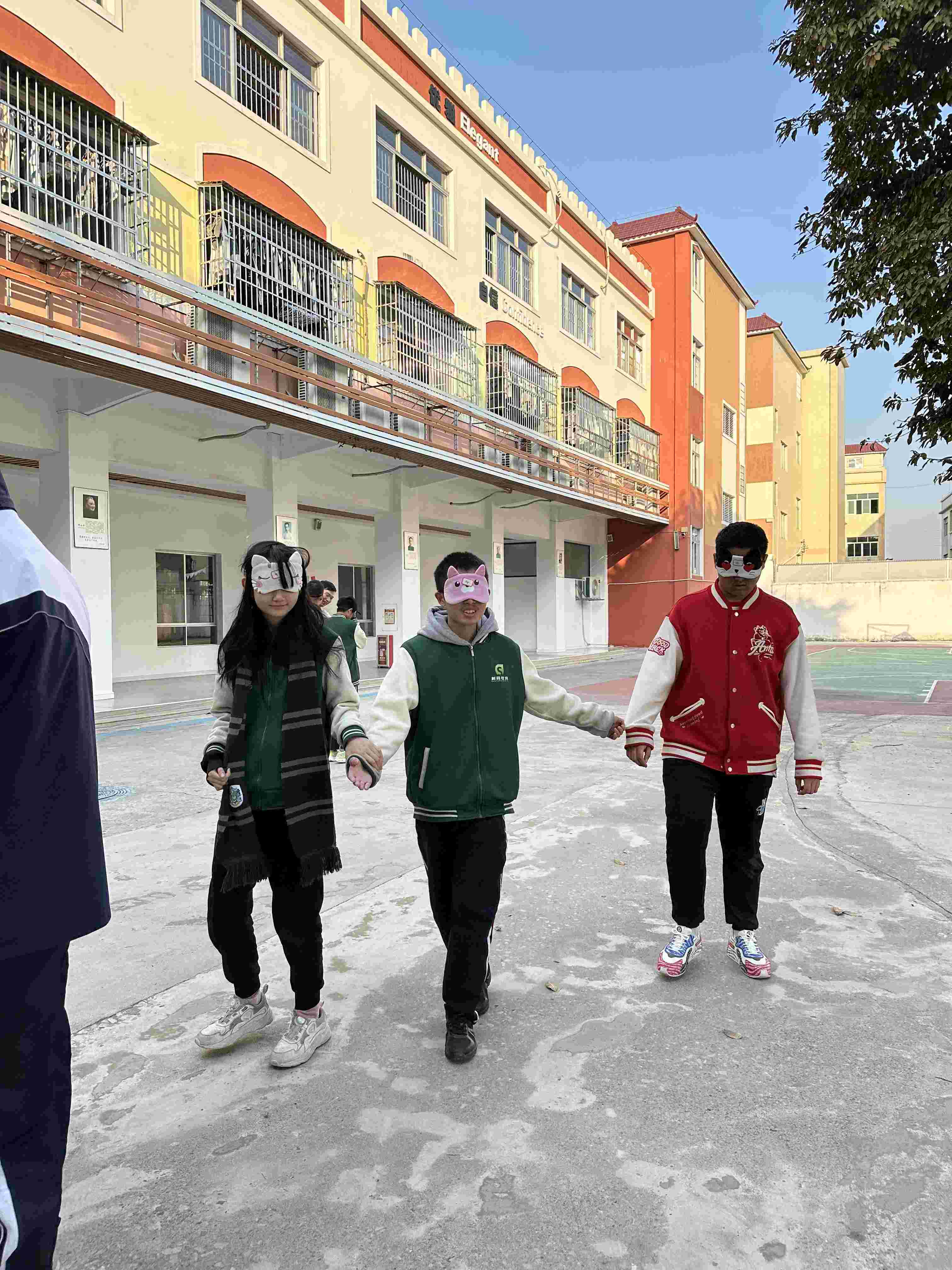 东莞市塘厦镇少年管教学校学费怎么选？树同教育给你答案