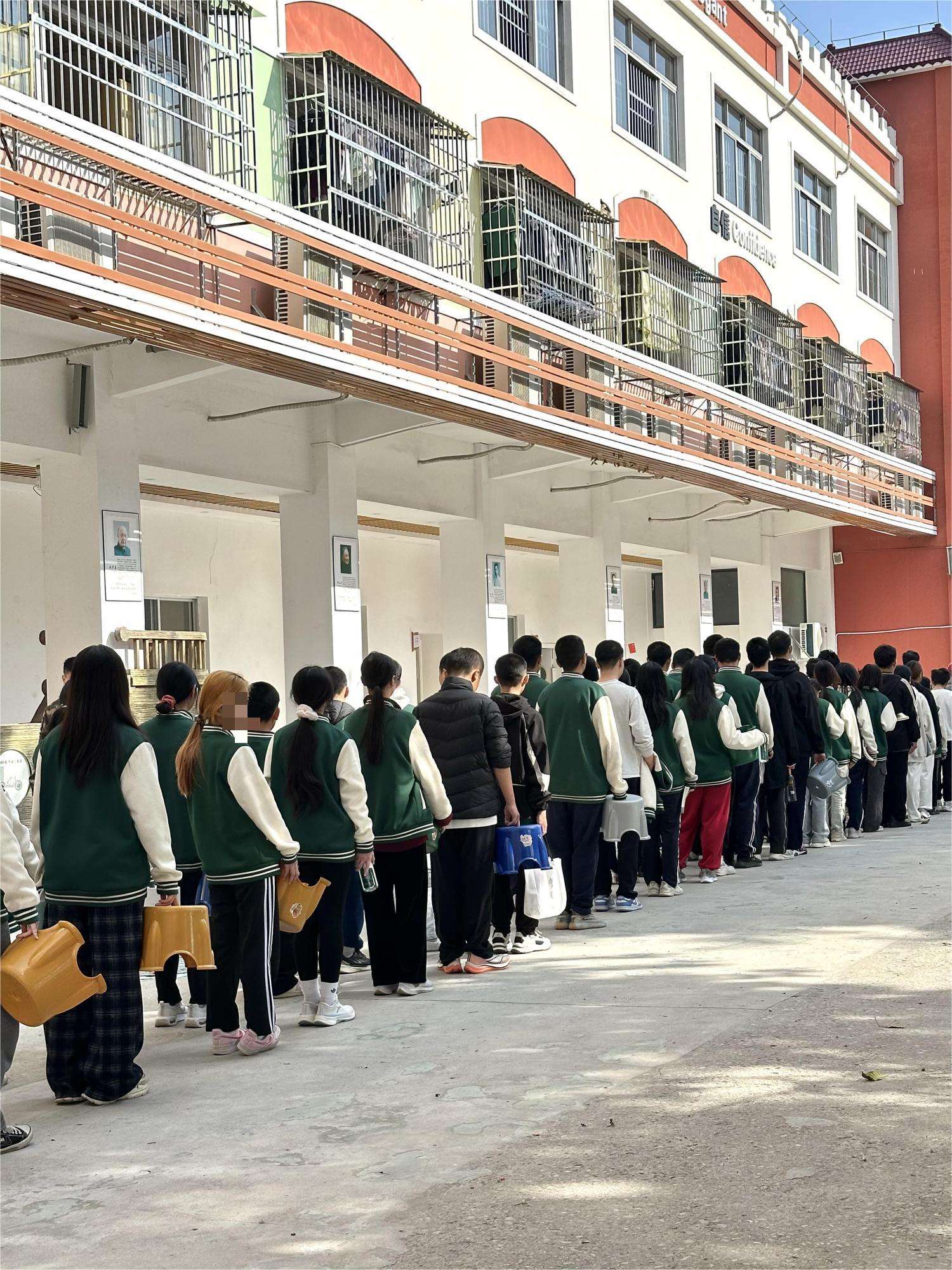 中山黄圃镇管教学校价格越高越好?这3点才是关键