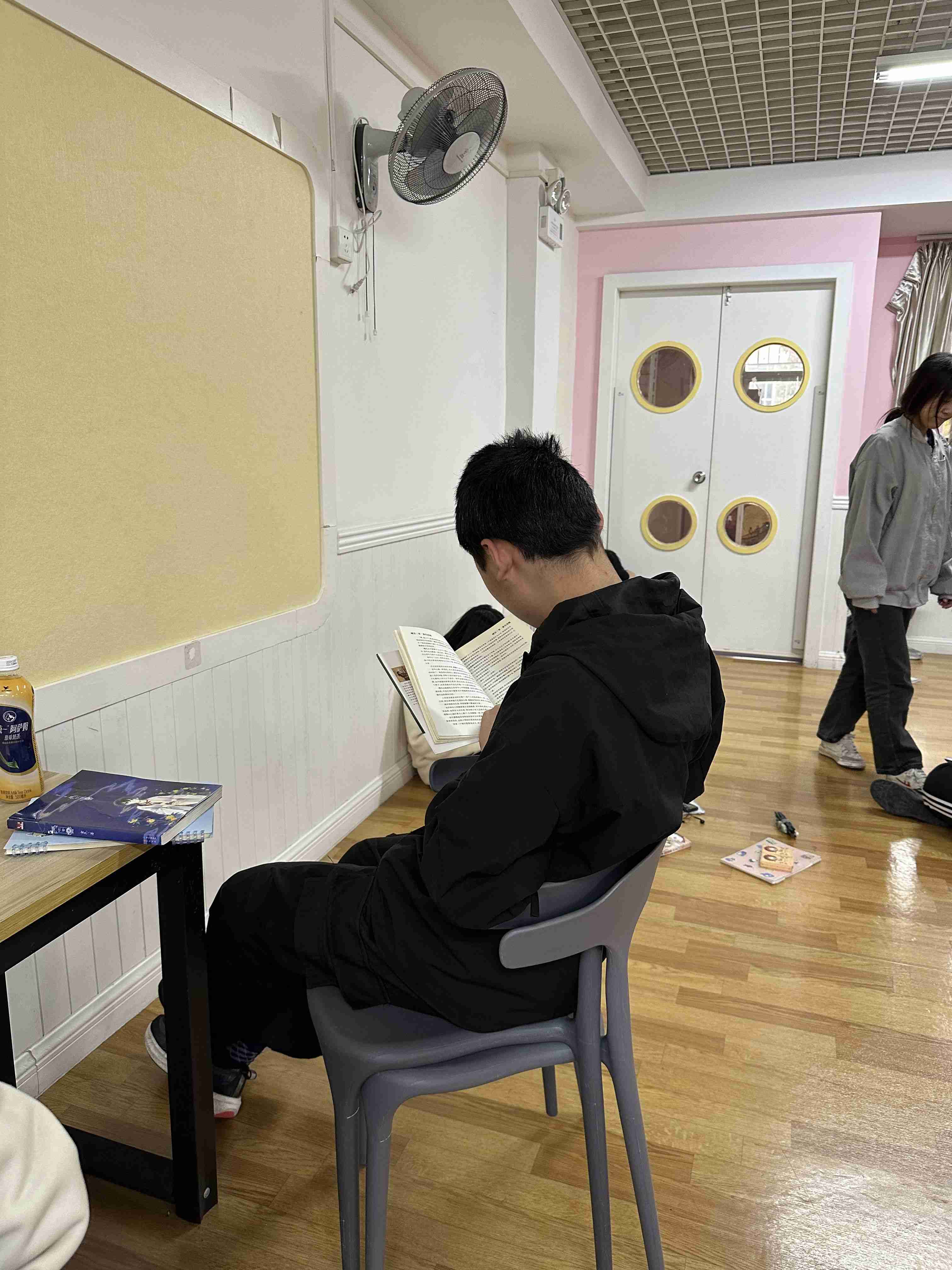 广东广州市青少年特训教育学校怎么选？孩子动手打父母背后的真相